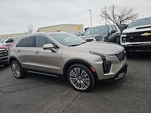2024 Cadillac XT4 Premium Luxury