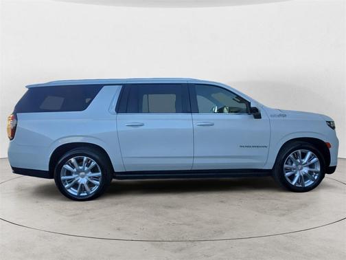 2021 Chevrolet Suburban 4WD High Country