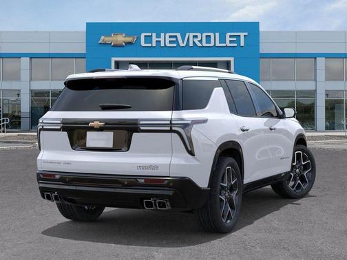 Polar White Tricoat 2026 Chevrolet Traverse High Country