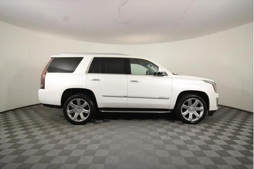 2020 Cadillac Escalade Premium Luxury