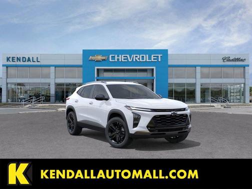 Summit White 2026 Chevrolet Trax FWD ACTIV