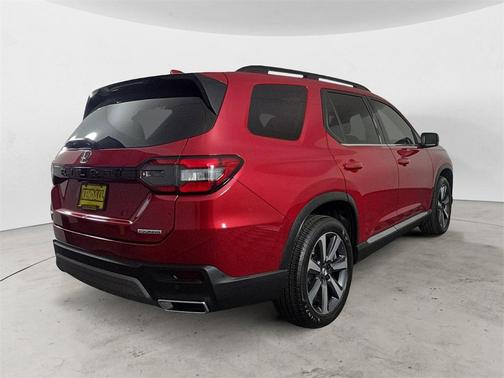 2023 Honda Pilot Touring 8-Passenger