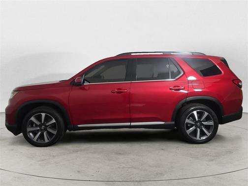 2023 Honda Pilot Touring 8-Passenger