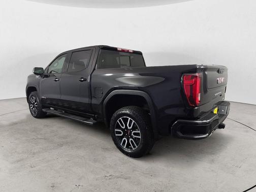 Onyx Black 2025 GMC Sierra 1500 AT4