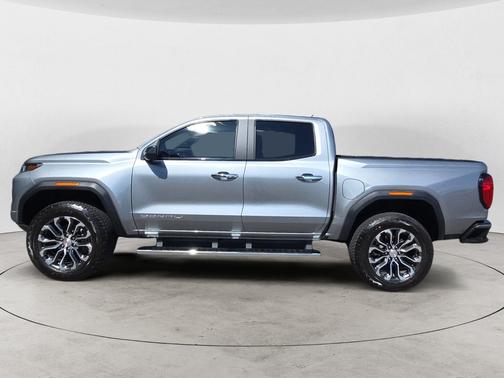 Sterling Metallic 2024 GMC Canyon Denali