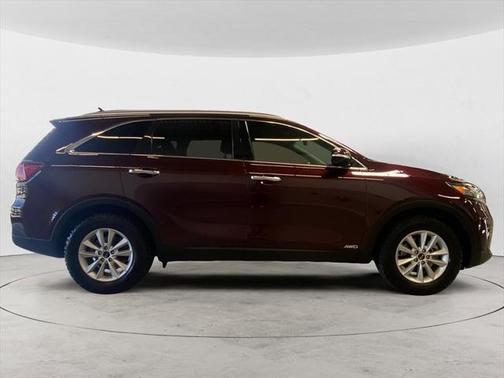 2020 Kia Sorento LX