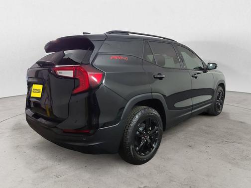 2024 GMC Terrain AWD AT4