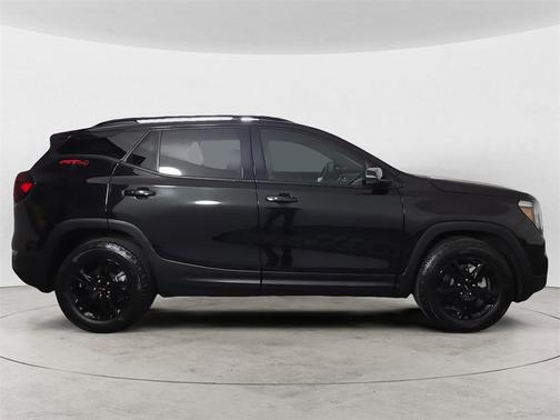 2024 GMC Terrain AWD AT4