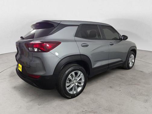 Sterling Gray Metallic 2023 Chevrolet Trailblazer LS