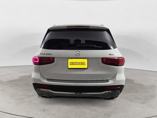 2022 Mercedes-Benz GLB 250 4MATIC