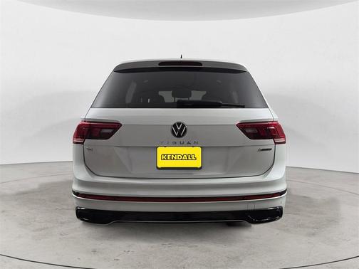 2022 Volkswagen Tiguan 2.0T SE R-Line Black 4MOTION