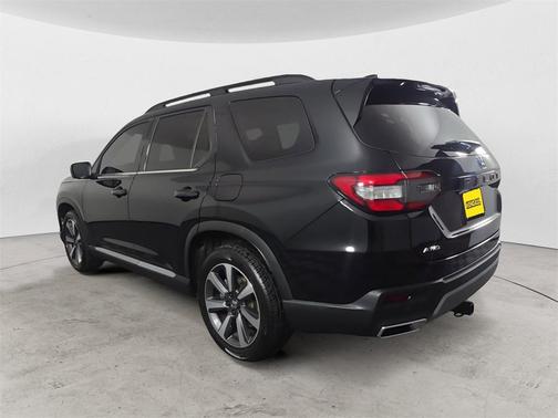 2023 Honda Pilot AWD Elite