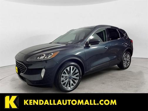 2022 Ford Escape Titanium