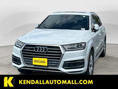 Glacier White 2019 Audi Q7 45 Premium