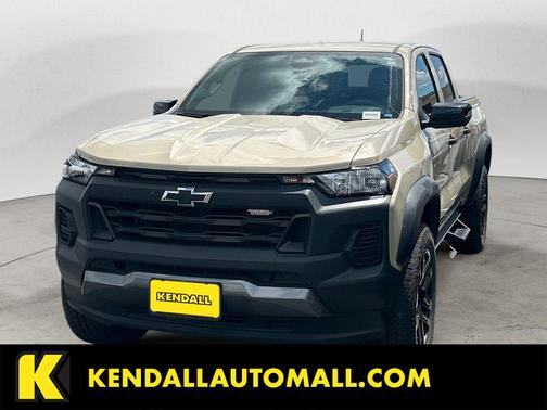 Sand Dune Metallic 2024 Chevrolet Colorado Trail Boss
