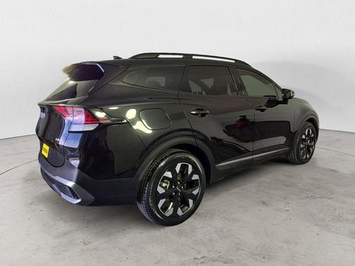 Fusion Black 2024 Kia Sportage Plug-In Hybrid X-Line Prestige