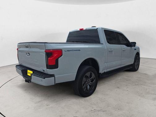 Avalanche 2024 Ford F-150 Lightning Flash