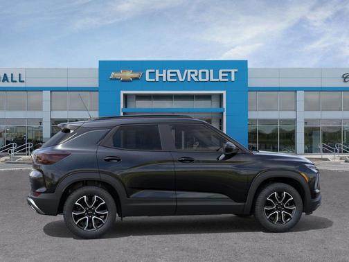 Mosaic Black Metallic 2026 Chevrolet Trailblazer ACTIV