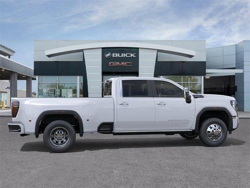 2026 GMC Sierra 3500 Denali