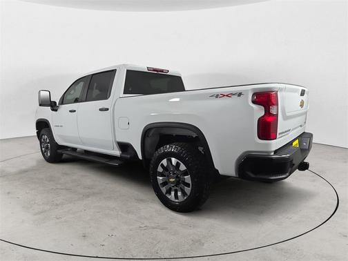 2022 Chevrolet Silverado 2500 Custom