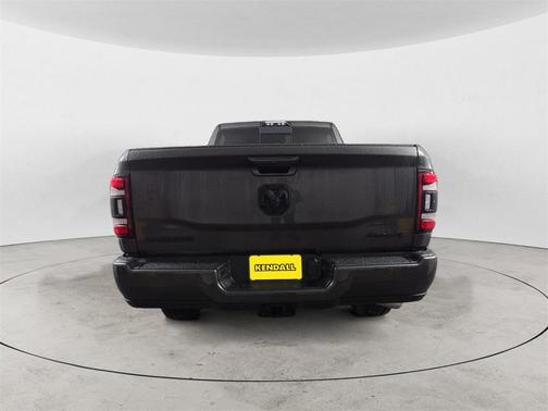 2021 RAM 2500 Laramie Crew Cab 4x4 6'4' Box