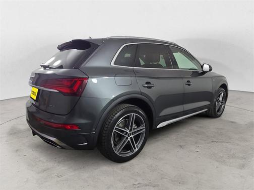 2021 Audi Q5 Prestige 55 TFSI e quattro S tronic