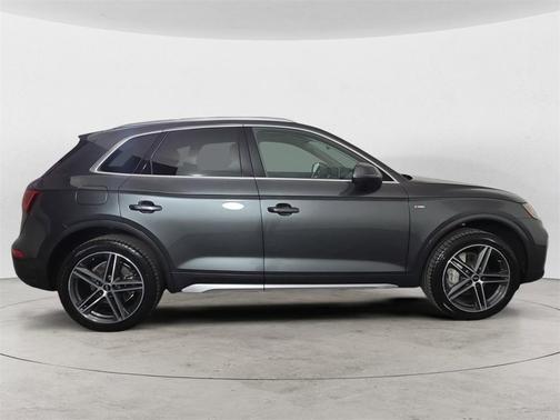 2021 Audi Q5 Prestige 55 TFSI e quattro S tronic