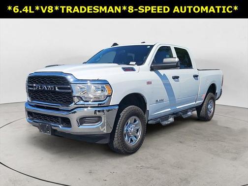 2021 RAM 2500 Tradesman Crew Cab 4x4 6'4' Box