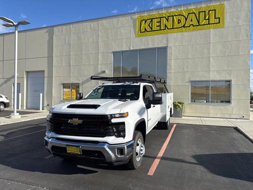 2025 Chevrolet Silverado 3500 WT