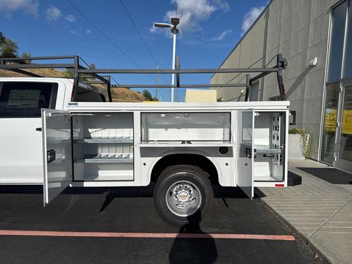 2025 Chevrolet Silverado 3500 WT