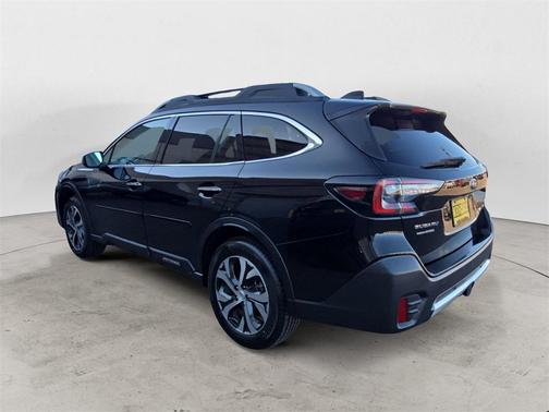 2022 Subaru Outback Touring XT