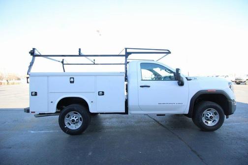 2024 GMC Sierra 2500 Base