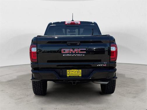 2023 GMC Canyon Base