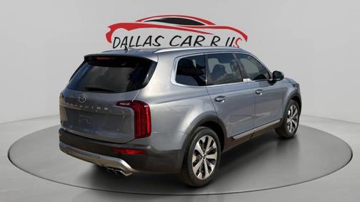 Everlasting Silver 2020 Kia Telluride S