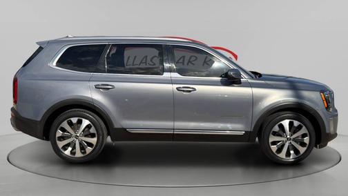 Everlasting Silver 2020 Kia Telluride S