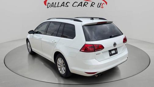 2015 Volkswagen Golf SportWagen TSI S 4-Door