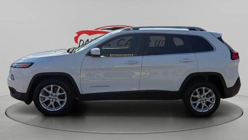 Bright White Clearcoat 2016 Jeep Cherokee Latitude