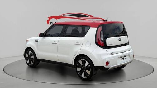 White w/Red Roof 2017 Kia Soul +