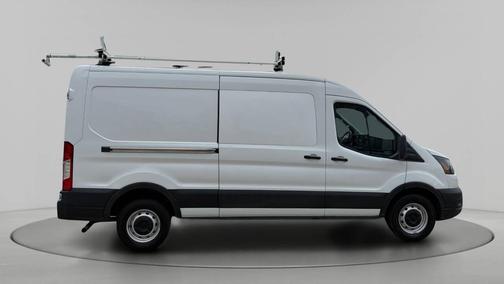 Oxford White 2022 Ford Transit-250 Base