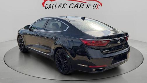 2018 Kia Cadenza Limited