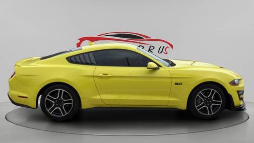 Grabber Yellow 2021 Ford Mustang GT