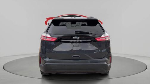 2021 Ford Edge SE