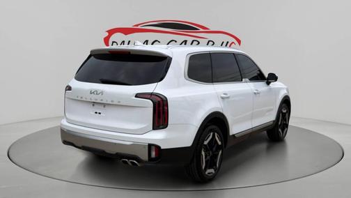 Glacial White Pearl 2023 Kia Telluride EX