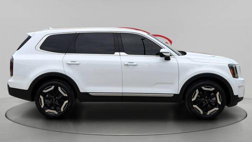 Glacial White Pearl 2023 Kia Telluride EX