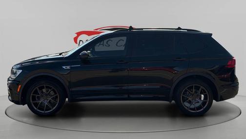 Deep Black Pearl 2021 Volkswagen Tiguan 2.0T SE R-Line Black