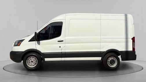 Oxford White 2017 Ford Transit-150 Base