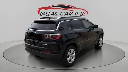 Diamond Black Crystal Pearlcoat 2017 Jeep New Compass Latitude