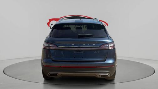 Blue Diamond Metallic 2019 Lincoln Nautilus Reserve