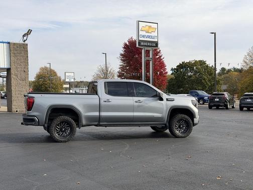 Sterling Metallic 2023 GMC Sierra 1500 Elevation
