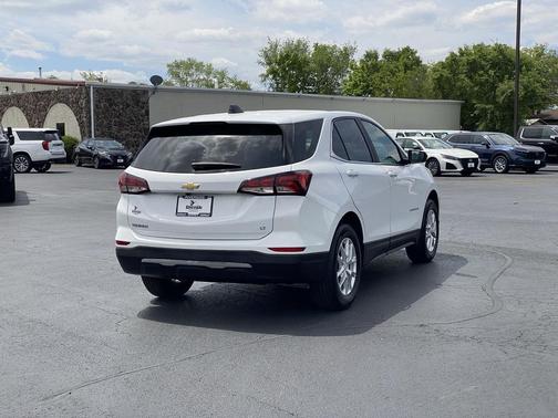 Summit White 2024 Chevrolet Equinox 1LT